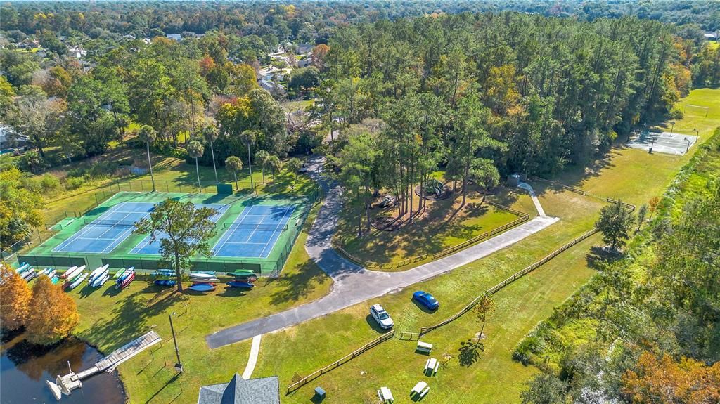 待售: $660,000 (4 贝兹, 3 浴室, 2287 平方英尺)