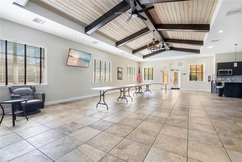 待售: $660,000 (4 贝兹, 3 浴室, 2287 平方英尺)