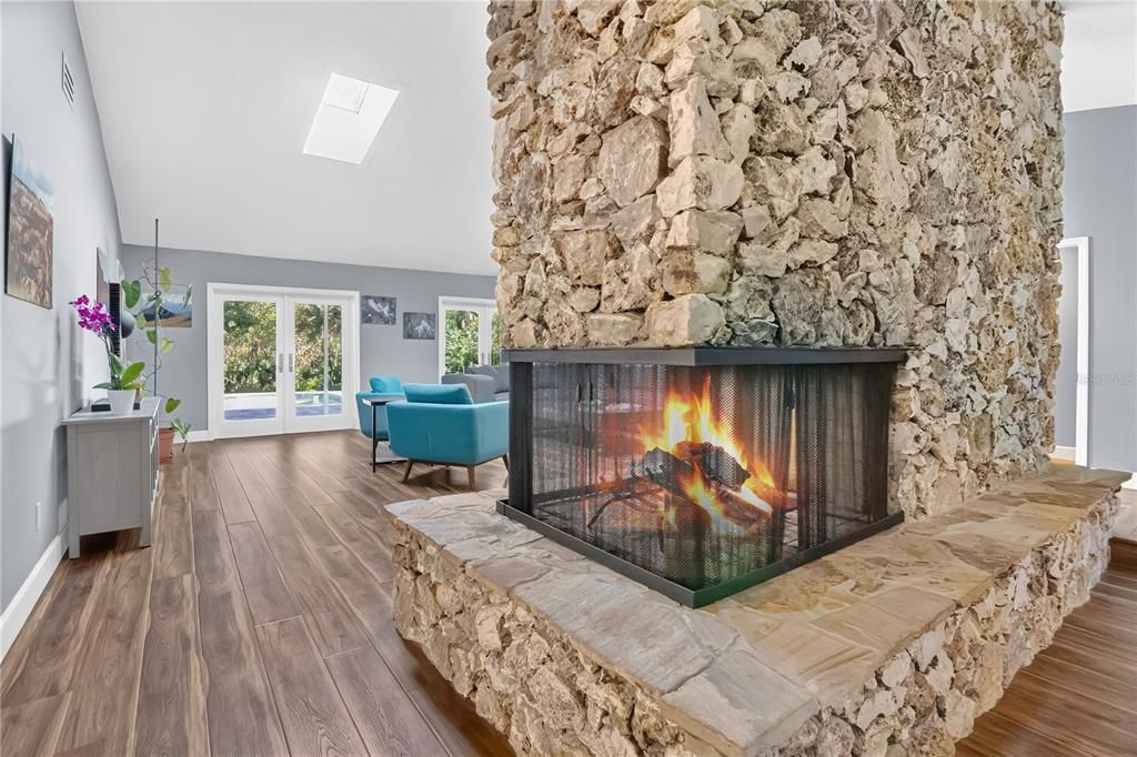 待售: $660,000 (4 贝兹, 3 浴室, 2287 平方英尺)