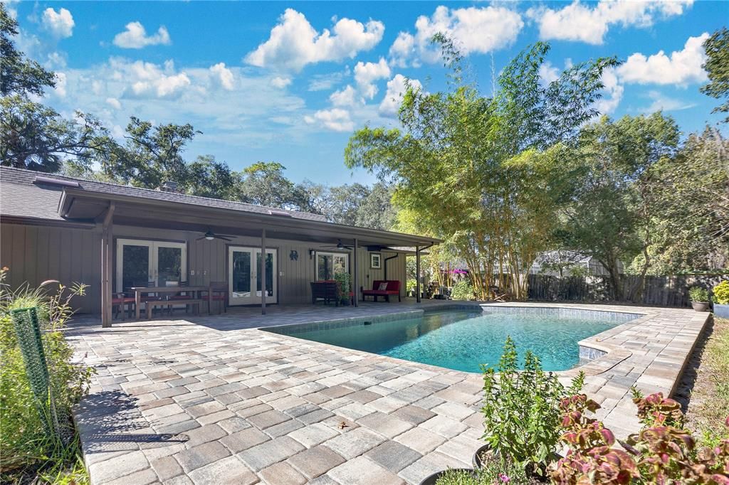 待售: $660,000 (4 贝兹, 3 浴室, 2287 平方英尺)