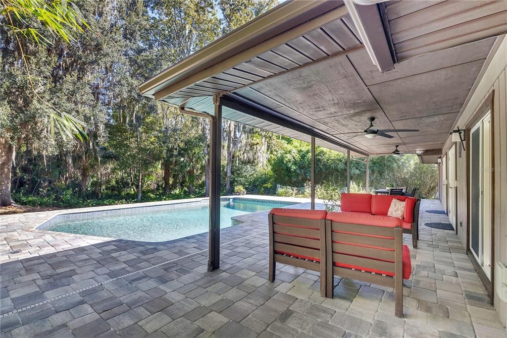 待售: $660,000 (4 贝兹, 3 浴室, 2287 平方英尺)