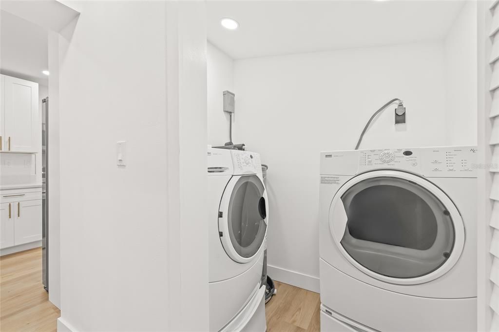 Activo con contrato: $449,900 (3 camas, 2 baños, 1263 Pies cuadrados)