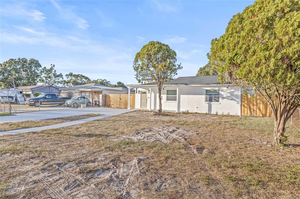 Activo con contrato: $449,900 (3 camas, 2 baños, 1263 Pies cuadrados)