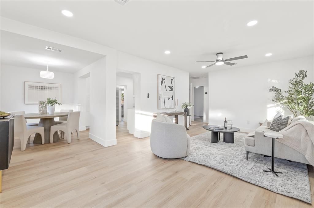 Activo con contrato: $449,900 (3 camas, 2 baños, 1263 Pies cuadrados)