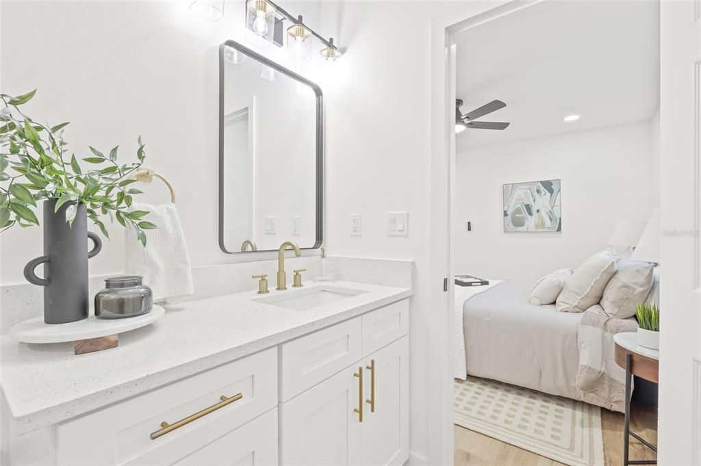 Activo con contrato: $449,900 (3 camas, 2 baños, 1263 Pies cuadrados)