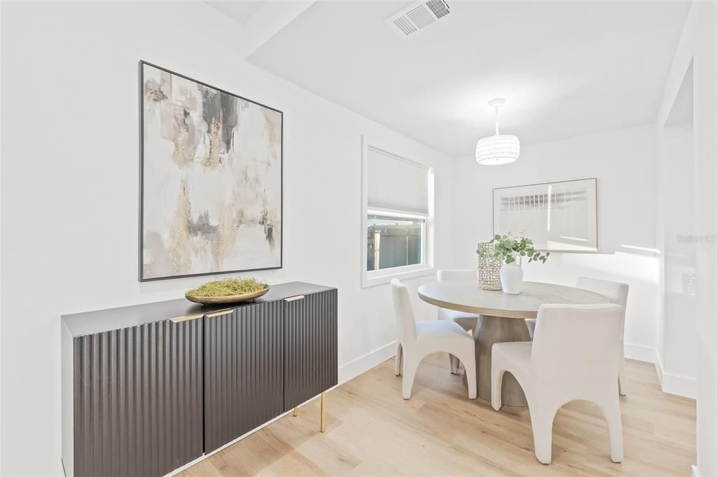 Activo con contrato: $449,900 (3 camas, 2 baños, 1263 Pies cuadrados)