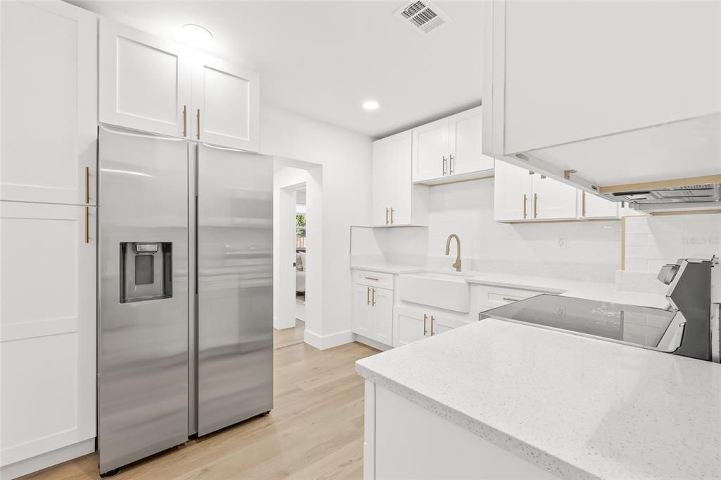 Activo con contrato: $449,900 (3 camas, 2 baños, 1263 Pies cuadrados)