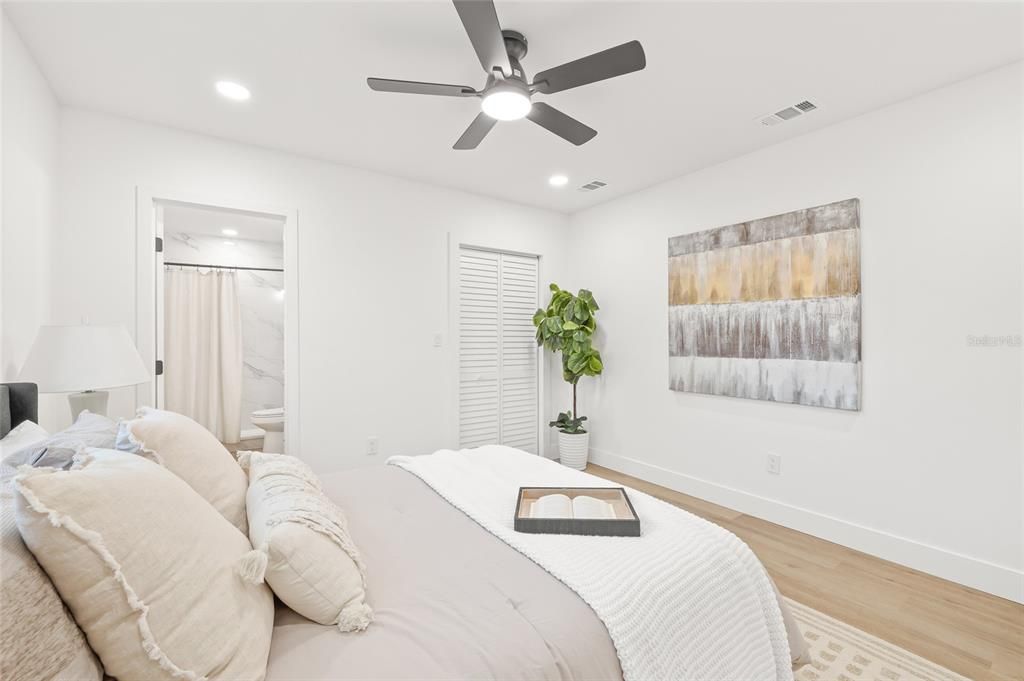 Activo con contrato: $449,900 (3 camas, 2 baños, 1263 Pies cuadrados)