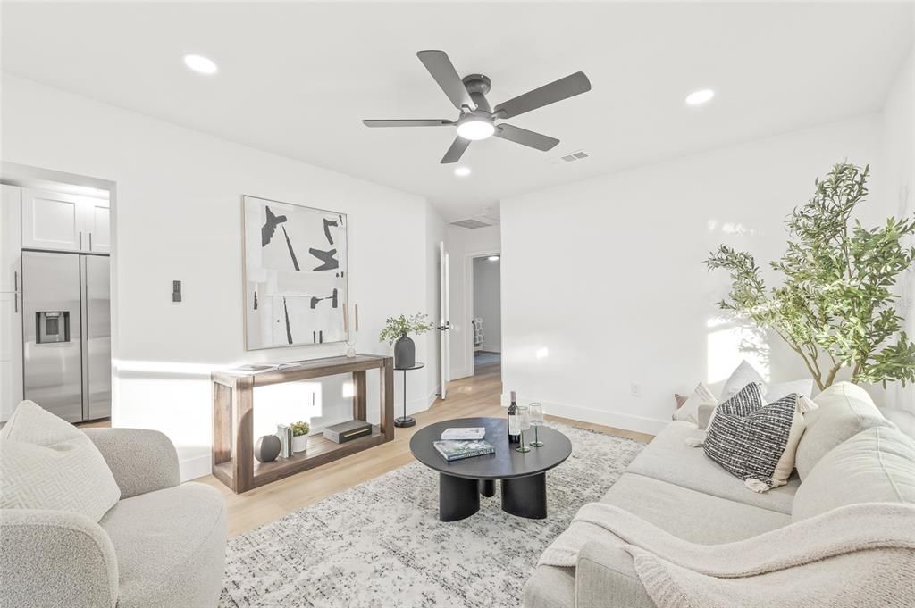 Activo con contrato: $449,900 (3 camas, 2 baños, 1263 Pies cuadrados)