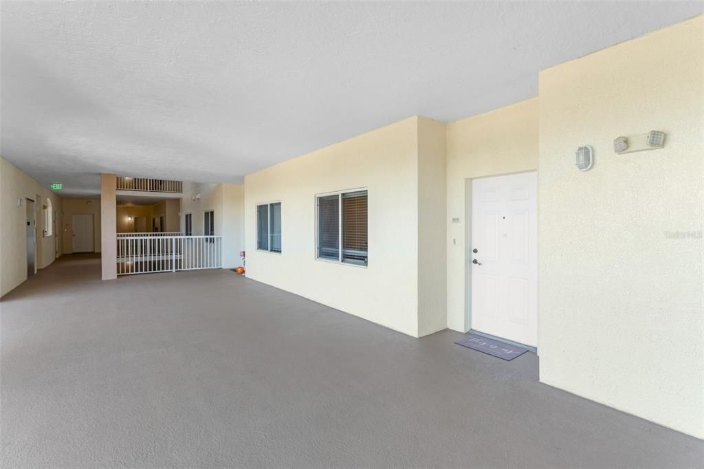 На продажу: $365,000 (3 спален, 2 ванн, 1810 Квадратных фут)