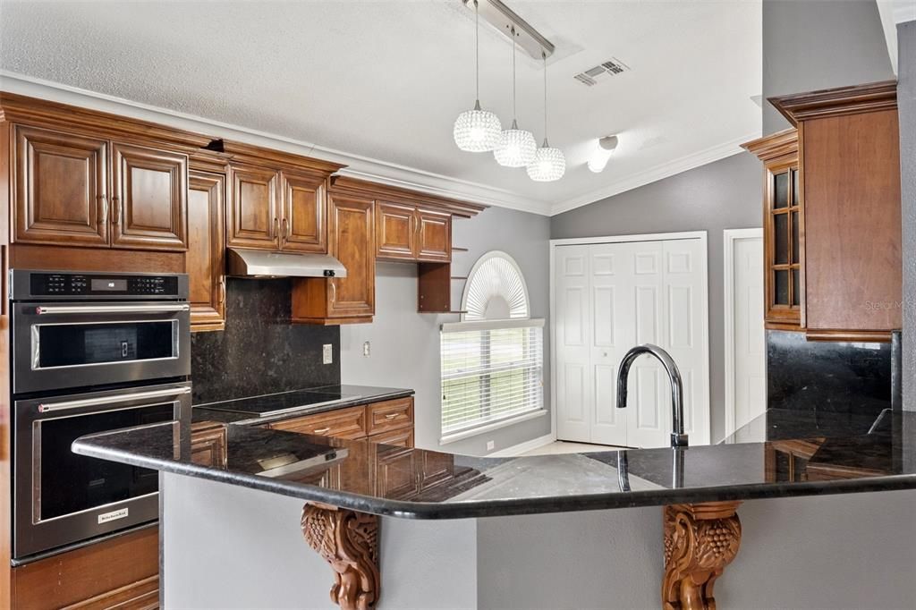 For Sale: $460,000 (4 beds, 2 baths, 1815 Square Feet)