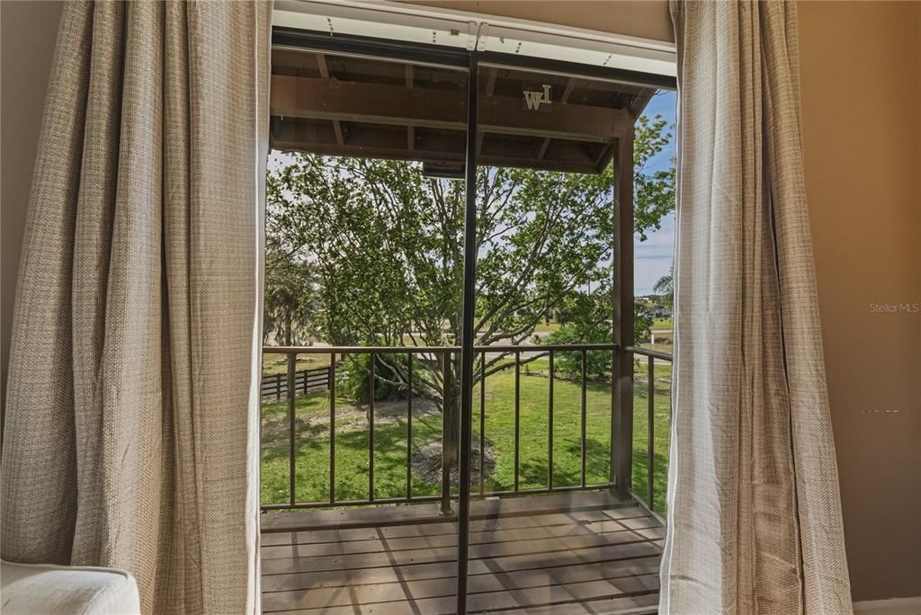 For Sale: $105,000 (2 beds, 2 baths, 954 Square Feet)