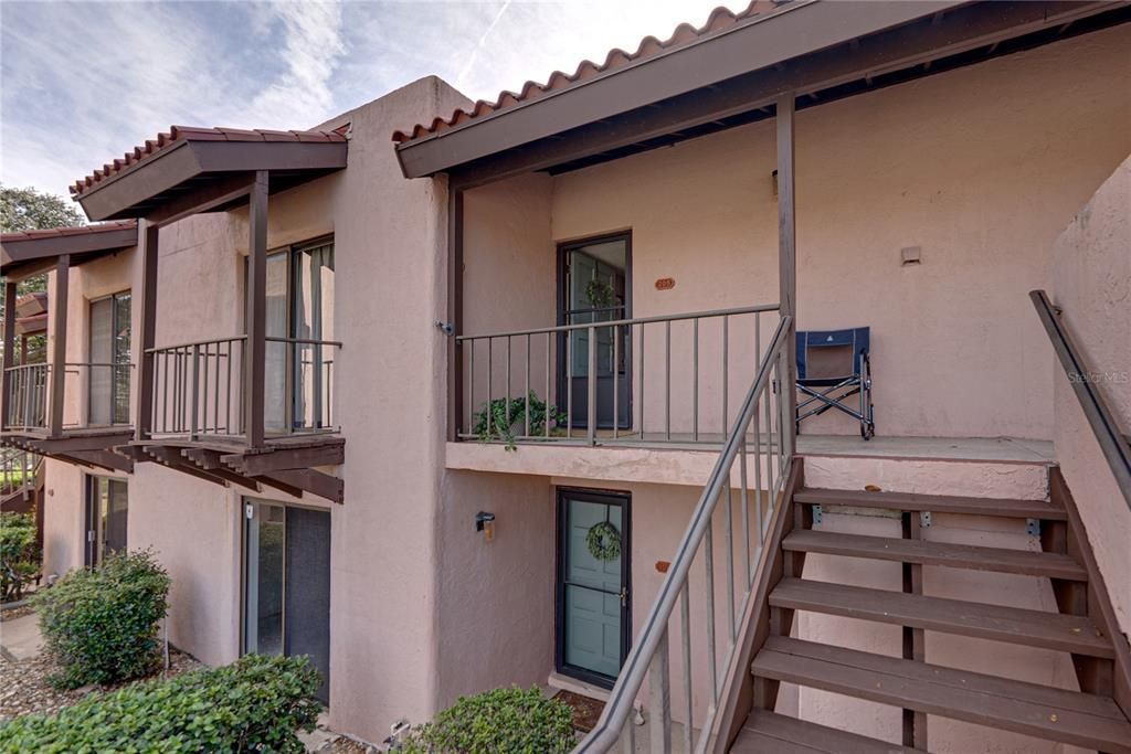 For Sale: $105,000 (2 beds, 2 baths, 954 Square Feet)