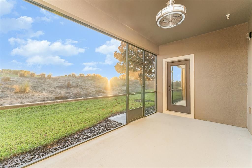 На продажу: $245,000 (2 спален, 2 ванн, 1409 Квадратных фут)