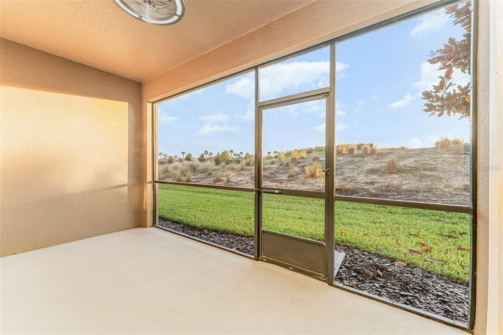 На продажу: $245,000 (2 спален, 2 ванн, 1409 Квадратных фут)