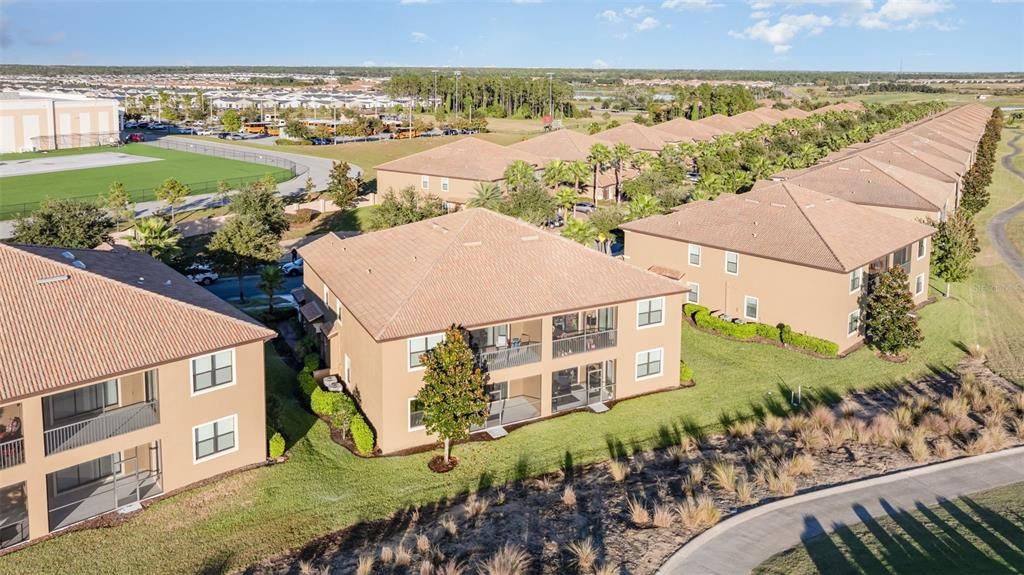 На продажу: $245,000 (2 спален, 2 ванн, 1409 Квадратных фут)