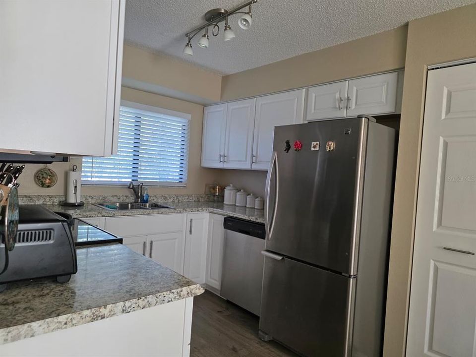For Rent: $1,650 (2 beds, 2 baths, 1118 Square Feet)