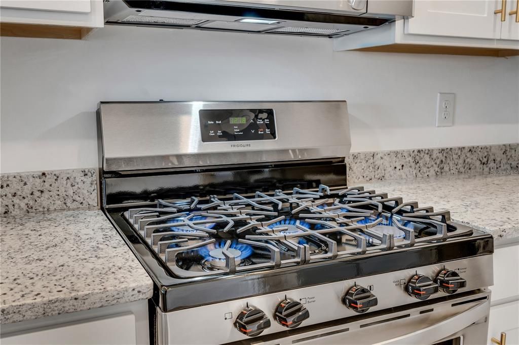 En Renta: $2,750 (3 camas, 2 baños, 1925 Pies cuadrados)