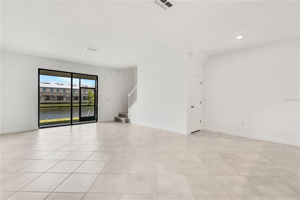 En Renta: $2,750 (3 camas, 2 baños, 1925 Pies cuadrados)