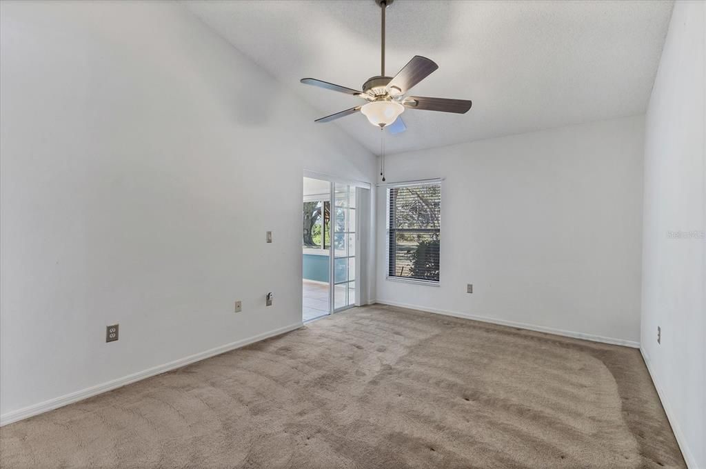 For Sale: $270,000 (2 beds, 2 baths, 1443 Square Feet)