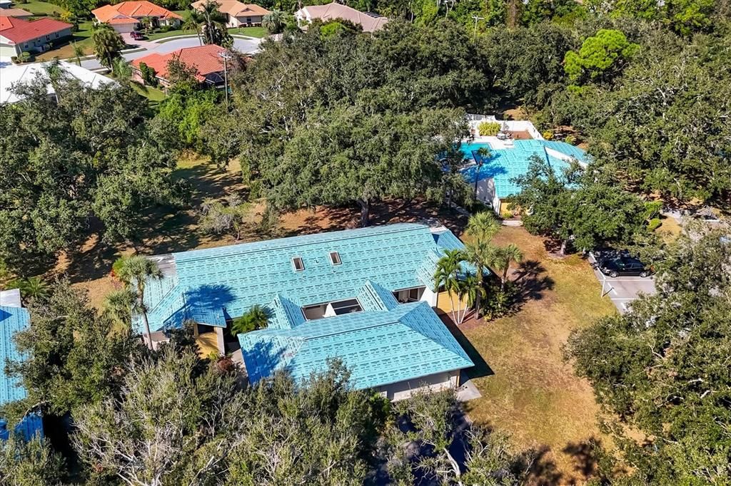 For Sale: $270,000 (2 beds, 2 baths, 1443 Square Feet)