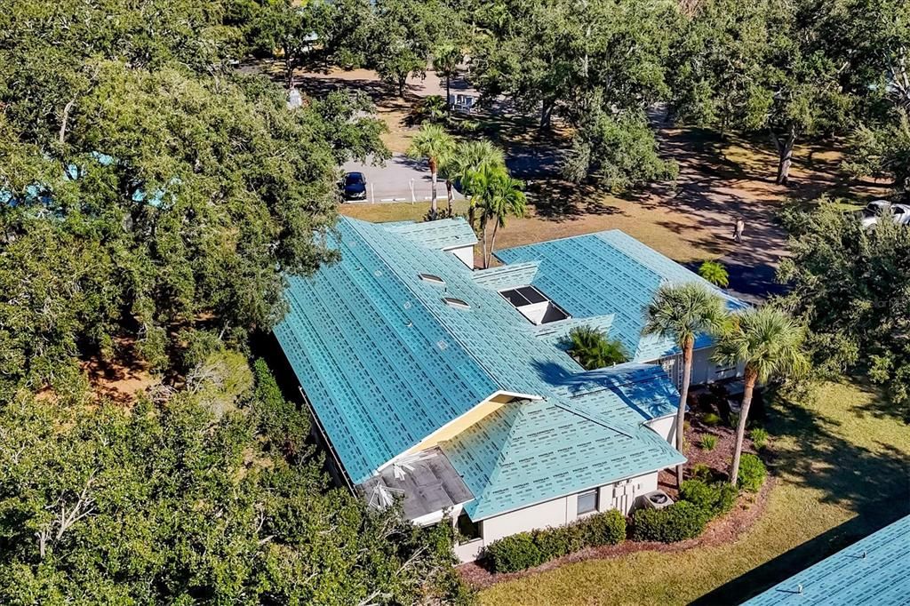 For Sale: $270,000 (2 beds, 2 baths, 1443 Square Feet)