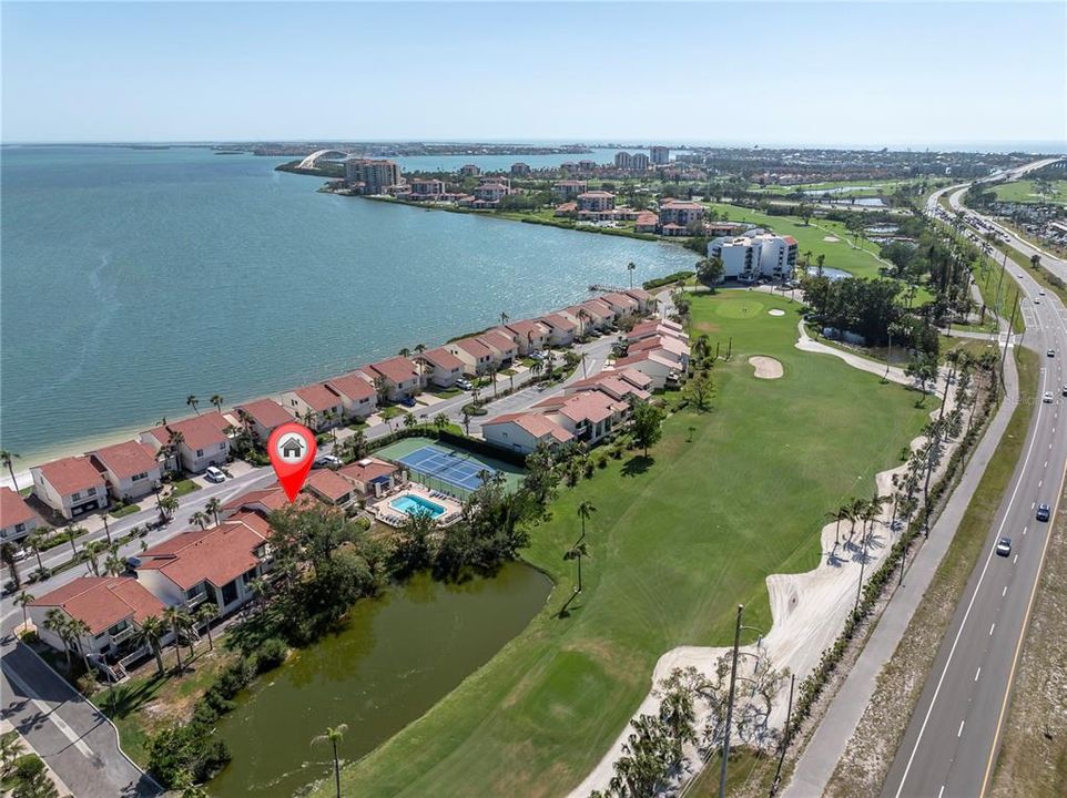 На продажу: $997,000 (3 спален, 2 ванн, 1915 Квадратных фут)