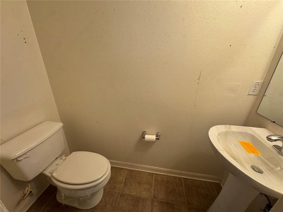 En Venta: $442,000 (4 camas, 3 baños, 3002 Pies cuadrados)