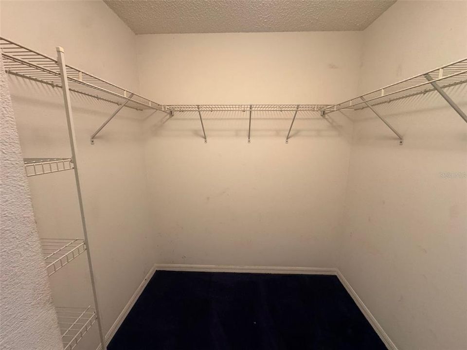 En Venta: $442,000 (4 camas, 3 baños, 3002 Pies cuadrados)