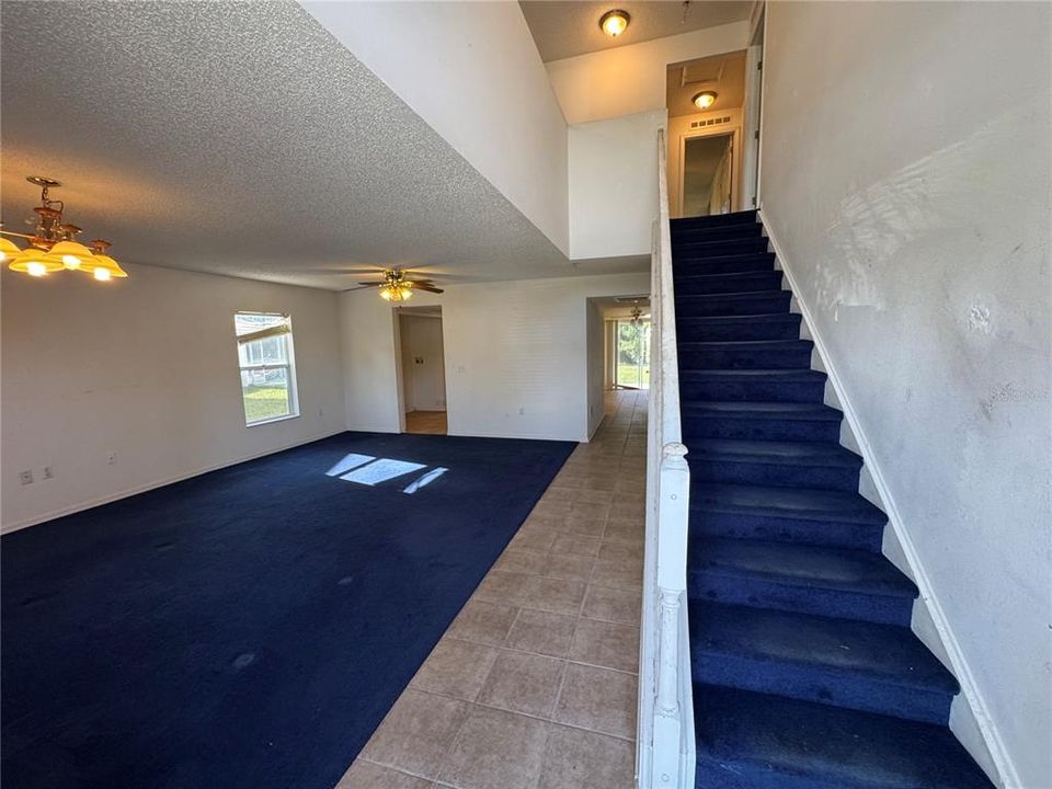 En Venta: $442,000 (4 camas, 3 baños, 3002 Pies cuadrados)