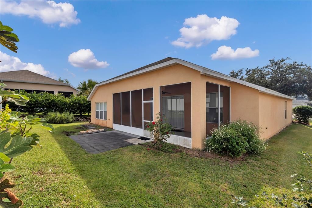 В аренду: $2,300 (4 спален, 2 ванн, 2185 Квадратных фут)