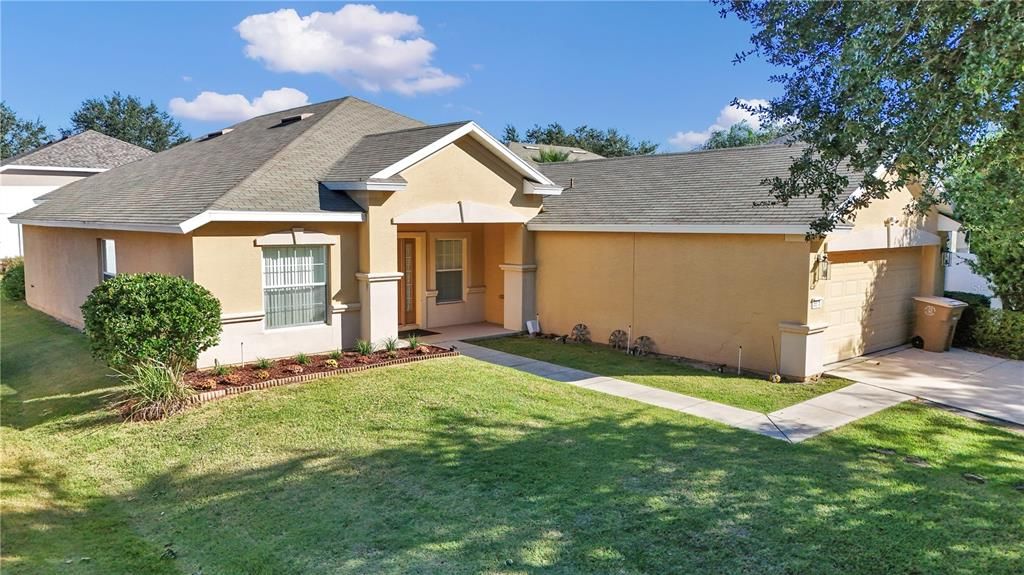 В аренду: $2,300 (4 спален, 2 ванн, 2185 Квадратных фут)