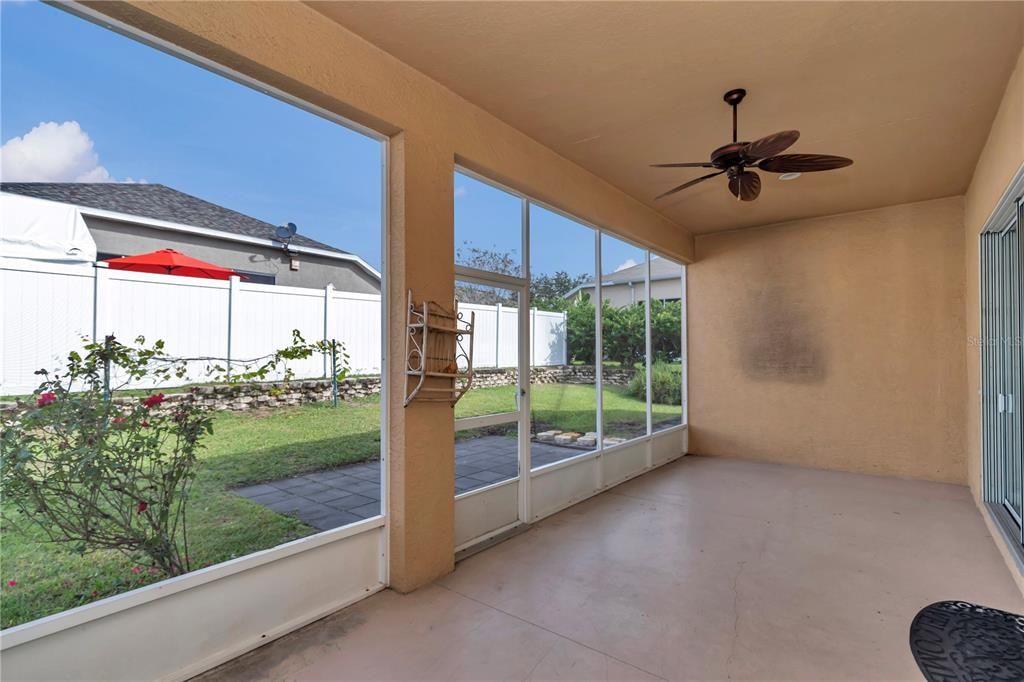 В аренду: $2,300 (4 спален, 2 ванн, 2185 Квадратных фут)