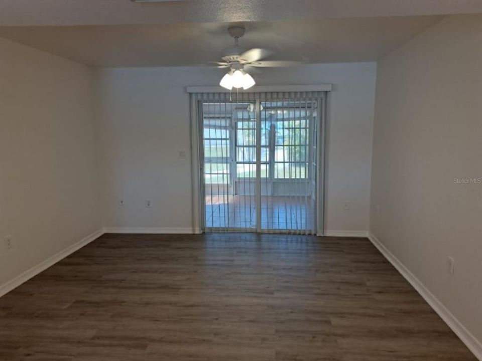 For Rent: $1,299 (3 beds, 2 baths, 1078 Square Feet)