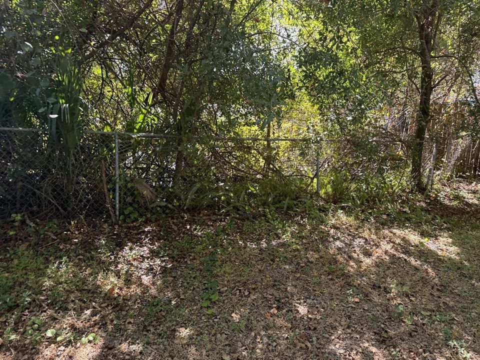 Active With Contract: $169,900 (2 beds, 2 baths, 1128 Square Feet)