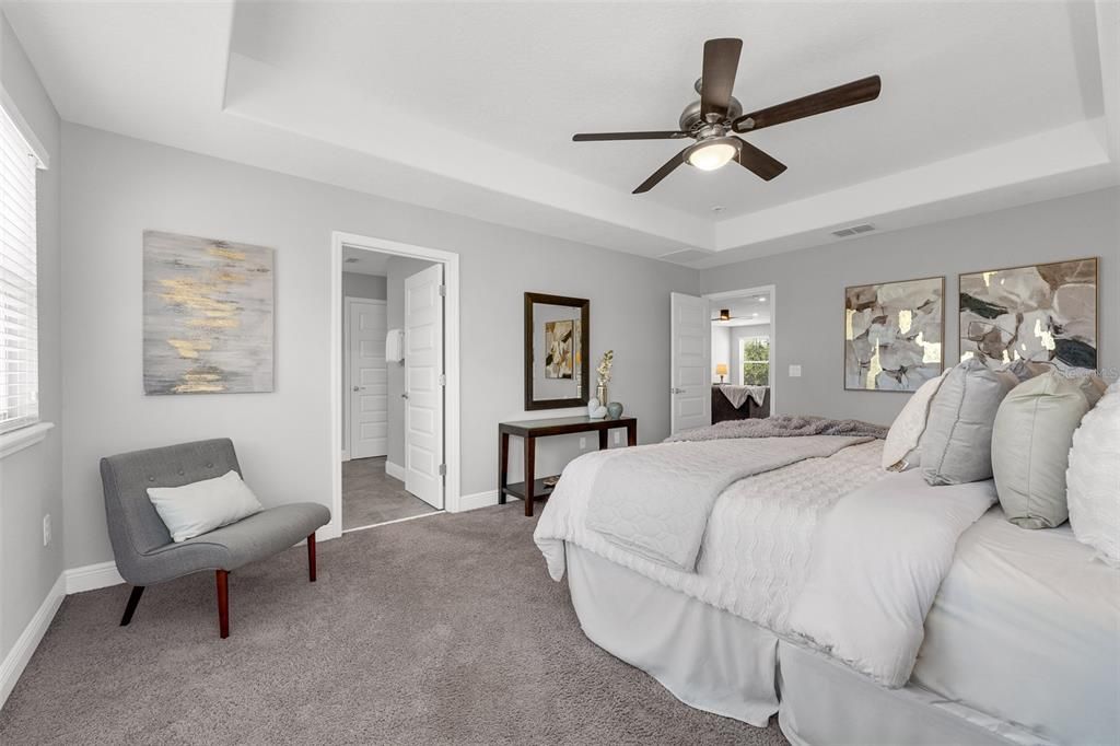 出租: $4,200 (5 贝兹, 4 浴室, 3278 平方英尺)