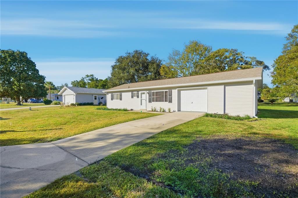 En Venta: $196,500 (2 camas, 2 baños, 936 Pies cuadrados)