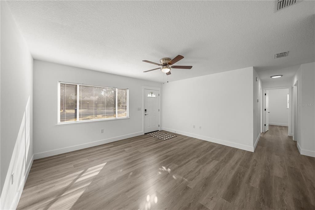 En Venta: $196,500 (2 camas, 2 baños, 936 Pies cuadrados)