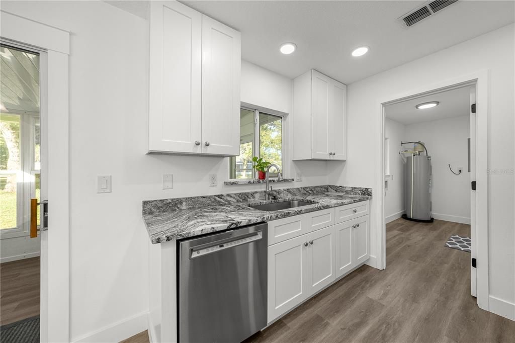 En Venta: $196,500 (2 camas, 2 baños, 936 Pies cuadrados)