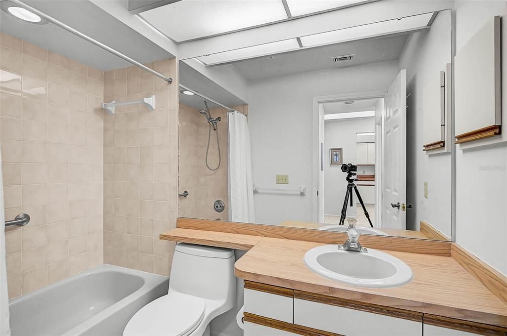 待售: $279,900 (2 贝兹, 2 浴室, 1248 平方英尺)