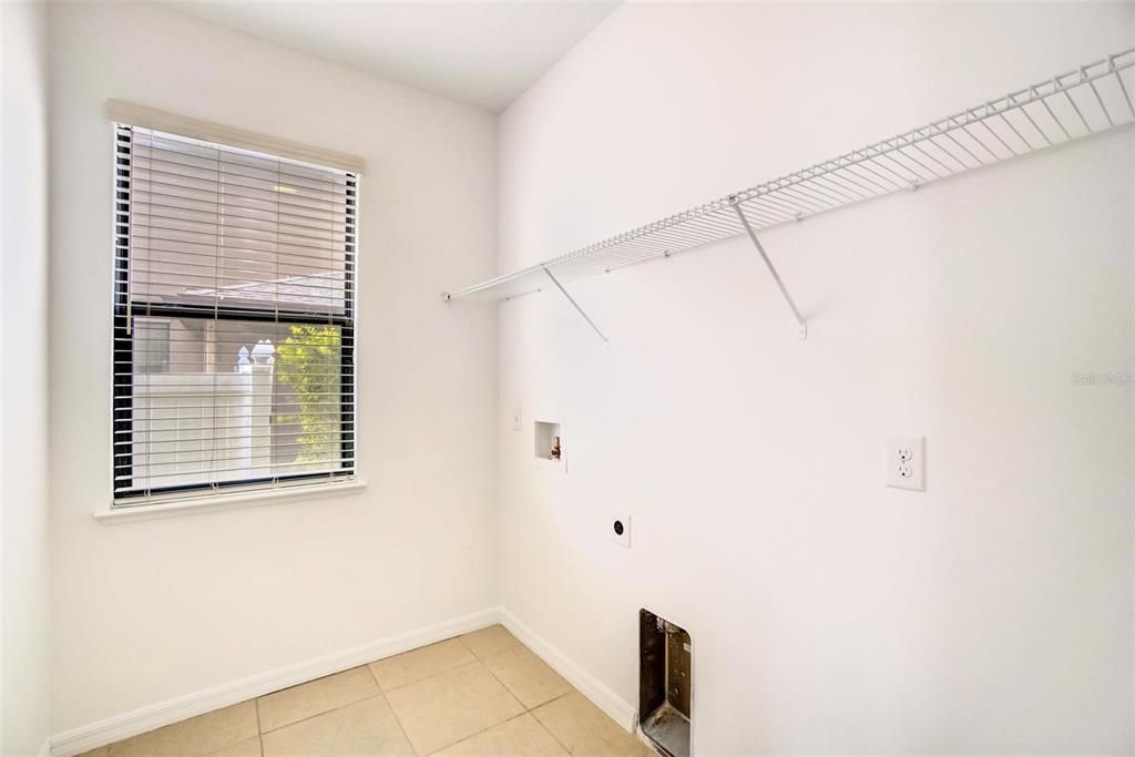 For Sale: $599,000 (4 beds, 3 baths, 3104 Square Feet)