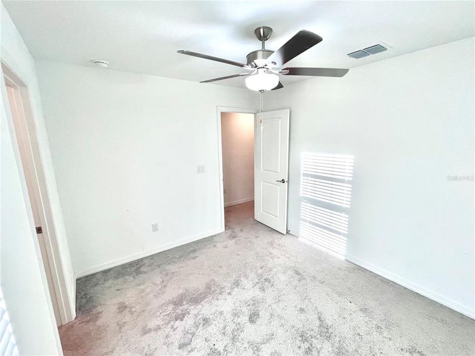 For Rent: $2,500 (5 beds, 2 baths, 2294 Square Feet)