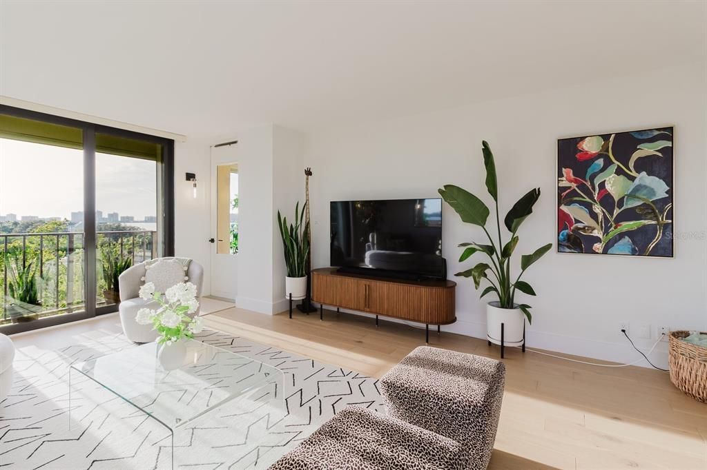 En Venta: $624,900 (2 camas, 2 baños, 1395 Pies cuadrados)