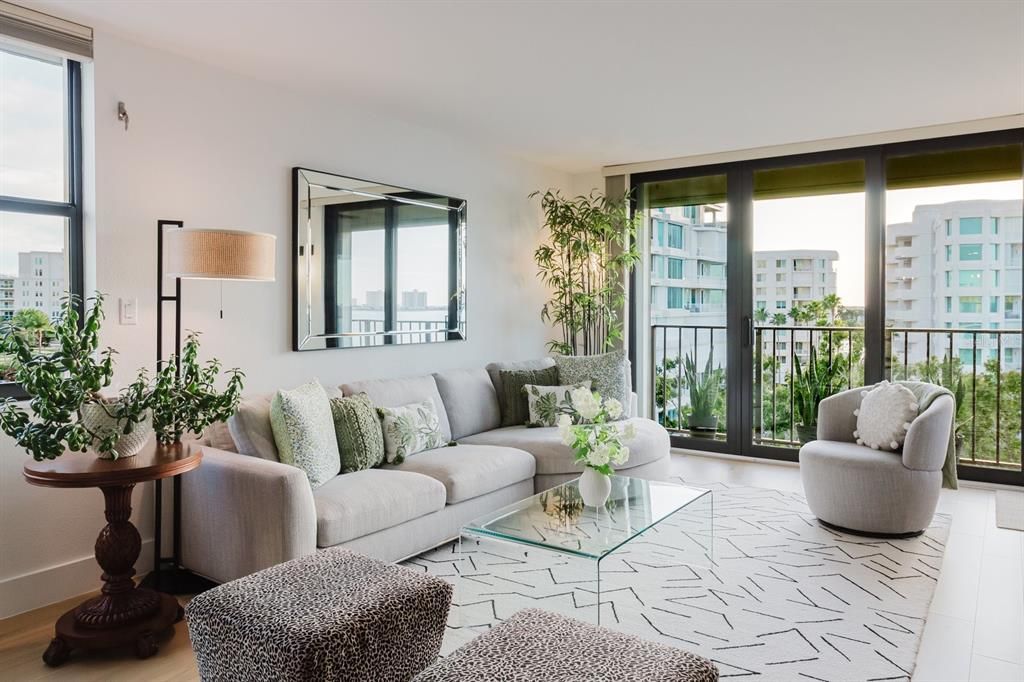 En Venta: $624,900 (2 camas, 2 baños, 1395 Pies cuadrados)