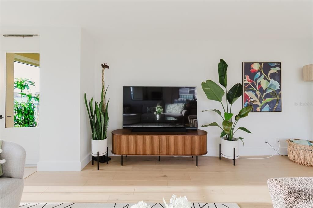 En Venta: $624,900 (2 camas, 2 baños, 1395 Pies cuadrados)