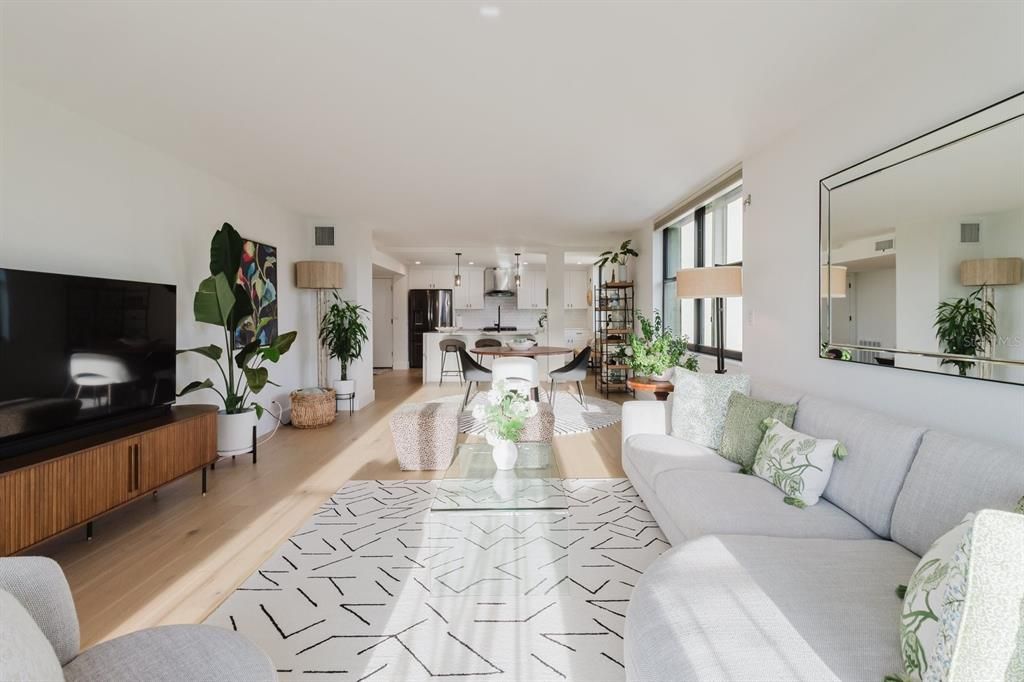 En Venta: $624,900 (2 camas, 2 baños, 1395 Pies cuadrados)