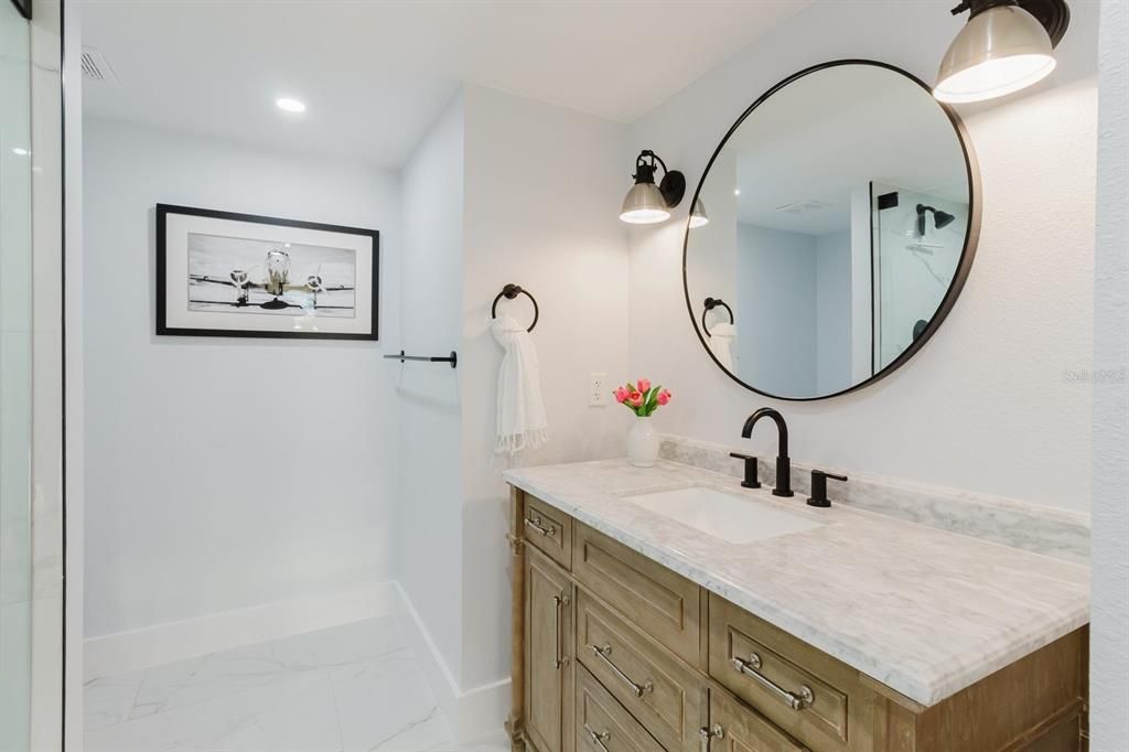 En Venta: $624,900 (2 camas, 2 baños, 1395 Pies cuadrados)