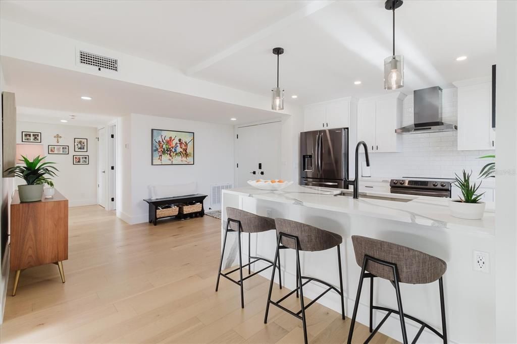 En Venta: $624,900 (2 camas, 2 baños, 1395 Pies cuadrados)