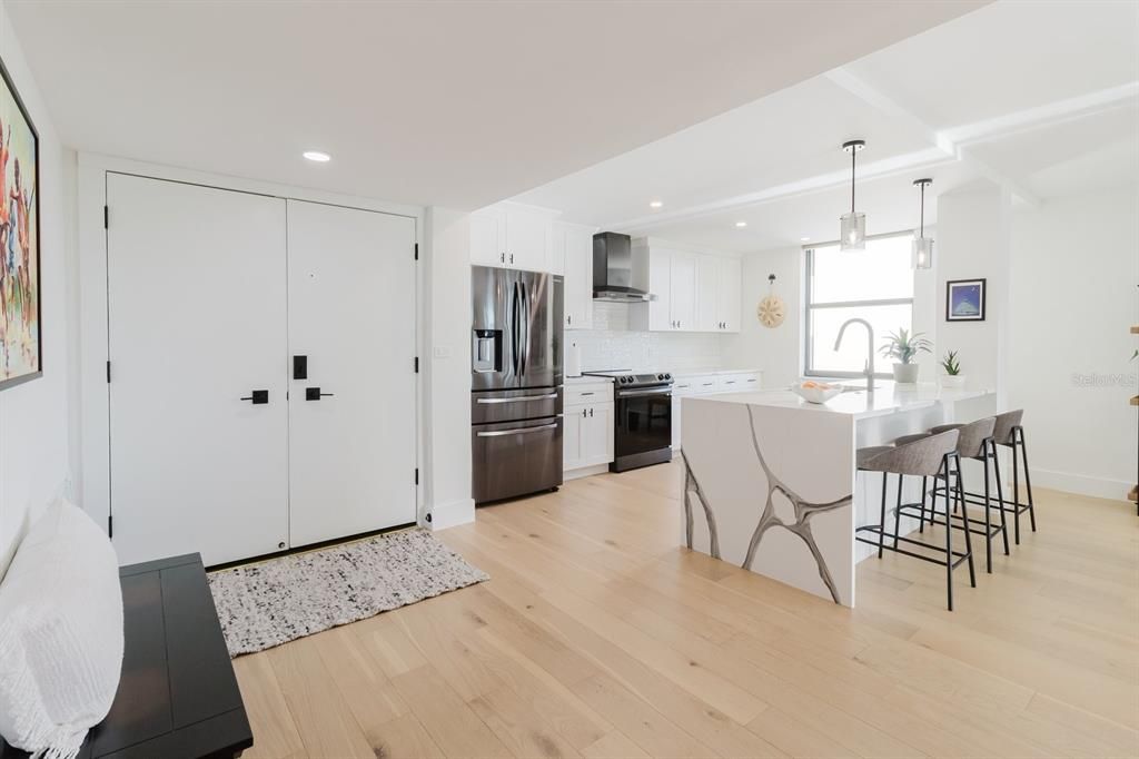 En Venta: $624,900 (2 camas, 2 baños, 1395 Pies cuadrados)