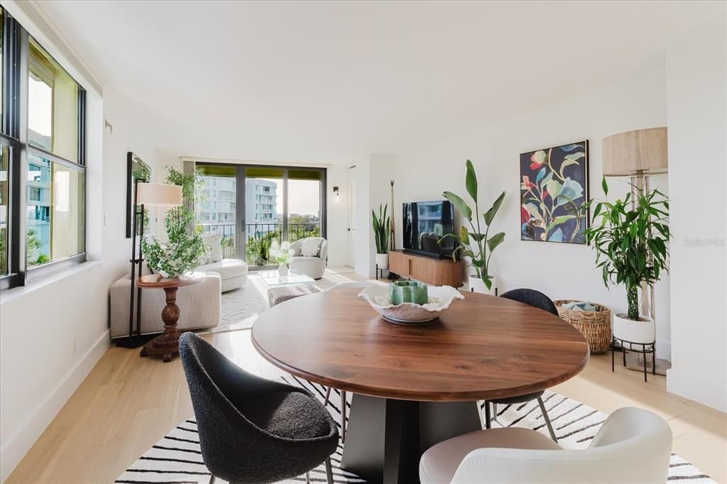 En Venta: $624,900 (2 camas, 2 baños, 1395 Pies cuadrados)